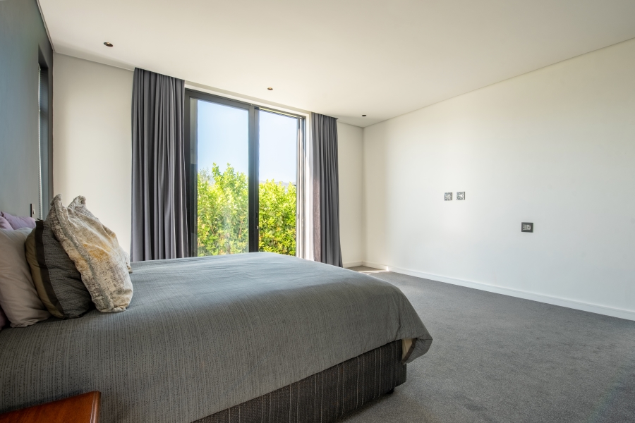 5 Bedroom Property for Sale in Val De Vie Estate Western Cape